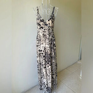 Akualani bohemian maxi dress animal print straps v neck viscose black white M